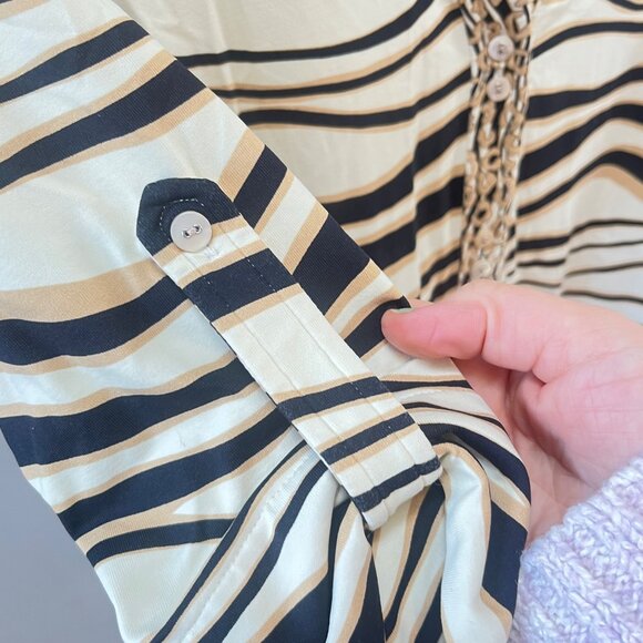 J. McLaughlin Womens Striped Dress With Embellished Neckline & 3/4 Sleeves - Siz - Picture 2 of 6